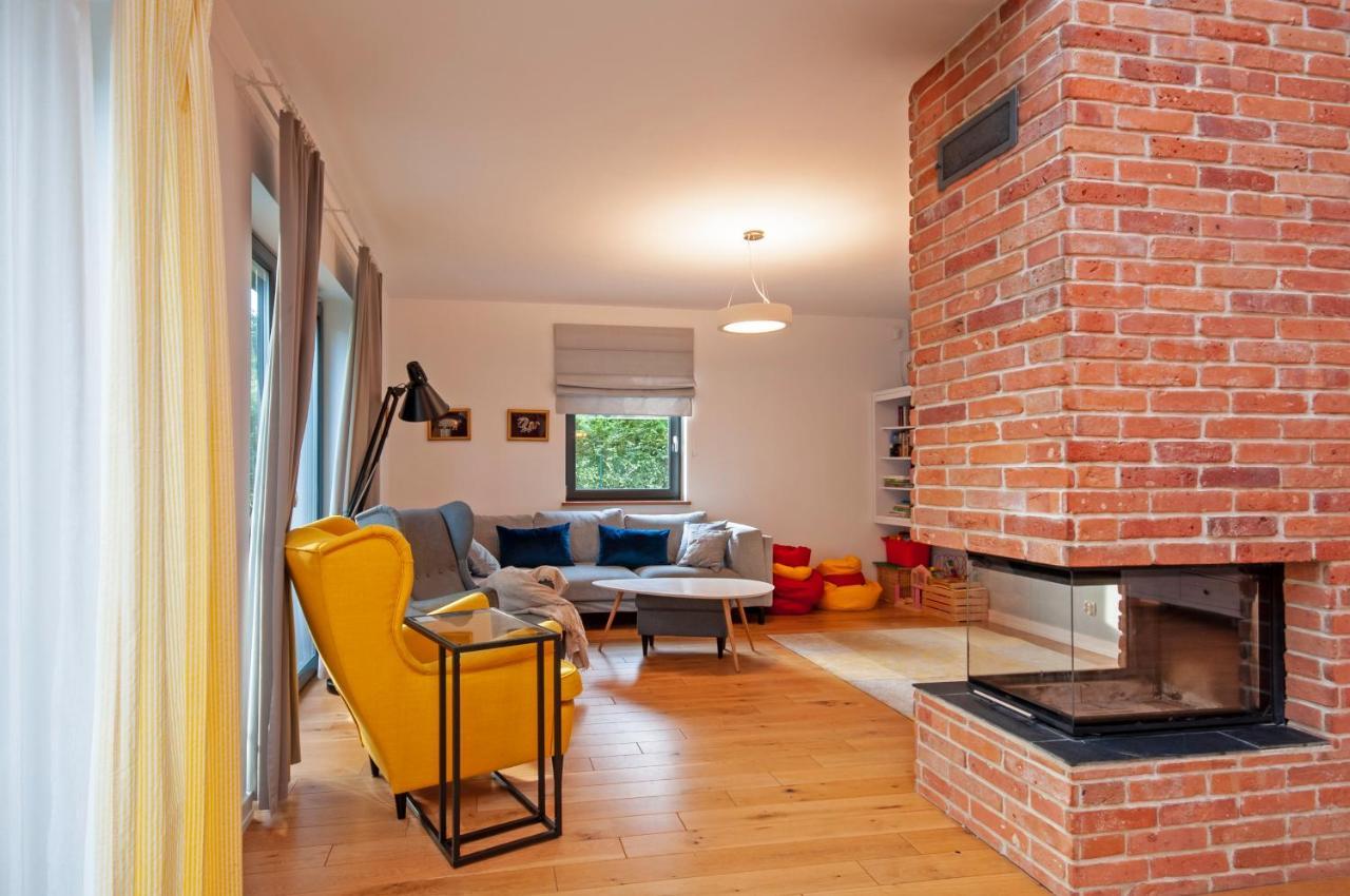 Wiselka Holiday House-1,2Km To The Beach; 5 Bedrooms, 3 Bahrooms; Fire Place. Private Sauna! Екстер'єр фото